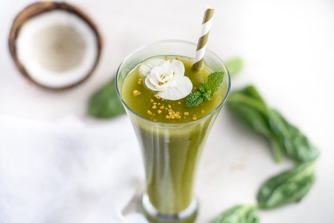 Energizing Pineapple Mint Smoothie