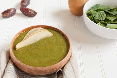 Pear ‘n Date Smoothie Bowl