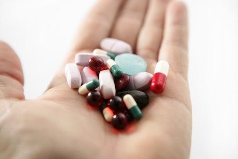 Picture of pills in a hand