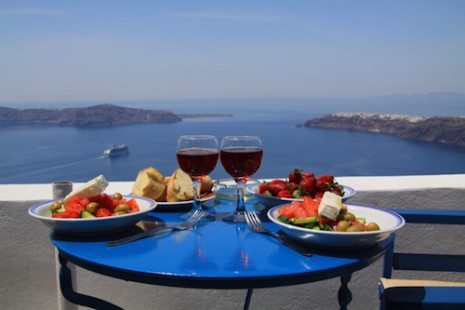 Picture of an ideal breakfast on santorini