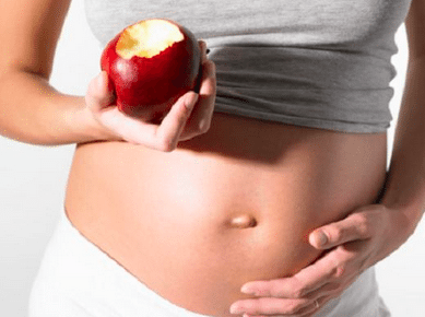 What Foods You Should Eat (and Not Eat) When Pregnant