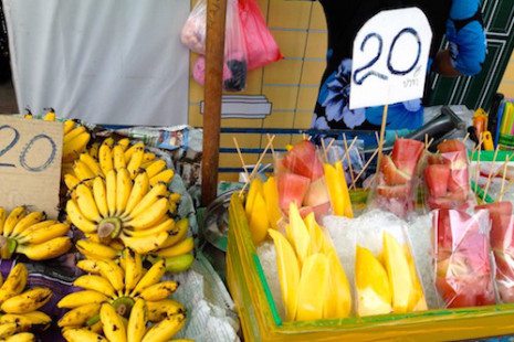 Picture of fresh fruit at outside market