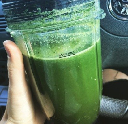 Picture of Glowing Green Smoothie