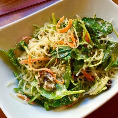A Delicious 5 Minute Meal: Tossed Kelp Noodle & Carrot Salad