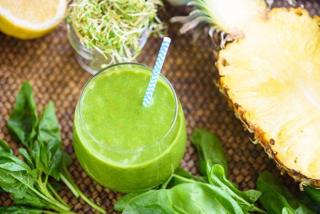 Pineapple Sprout Glowing Green Smoothie Recipe