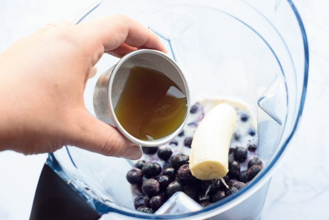 Green Tea & Blueberry Antioxidant Smoothie