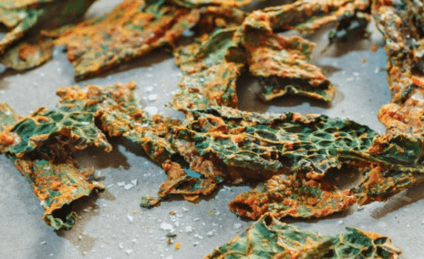 cheesy calcutta kale chips