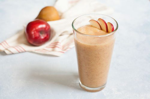 Holiday Apple Pear Smoothie Recipe