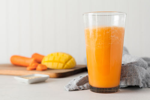 Spicy Carrot Mango Smoothie Recipe