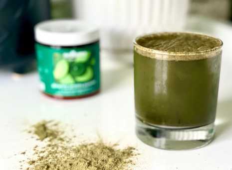 Glowing Greens Powder™ Pure Blend Drink